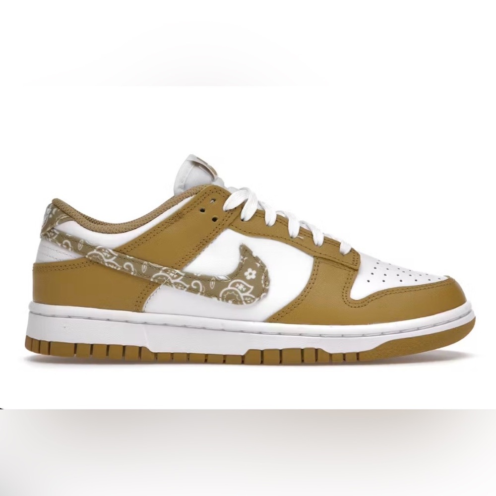 Nike Women’s Low-Top Sneakers White and Tan Paisley Swoosh